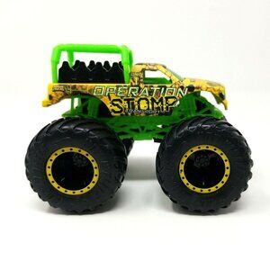 2020 Hot Wheels Monster Trucks OPERATION STOMP Monster Truck 1:64 Mattel (g4)
